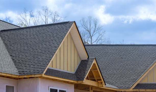 Best Roof Moss and Algae Removal  in Osborne, KS